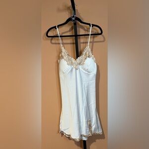 Luxurious Cream Lace Trim Chemise